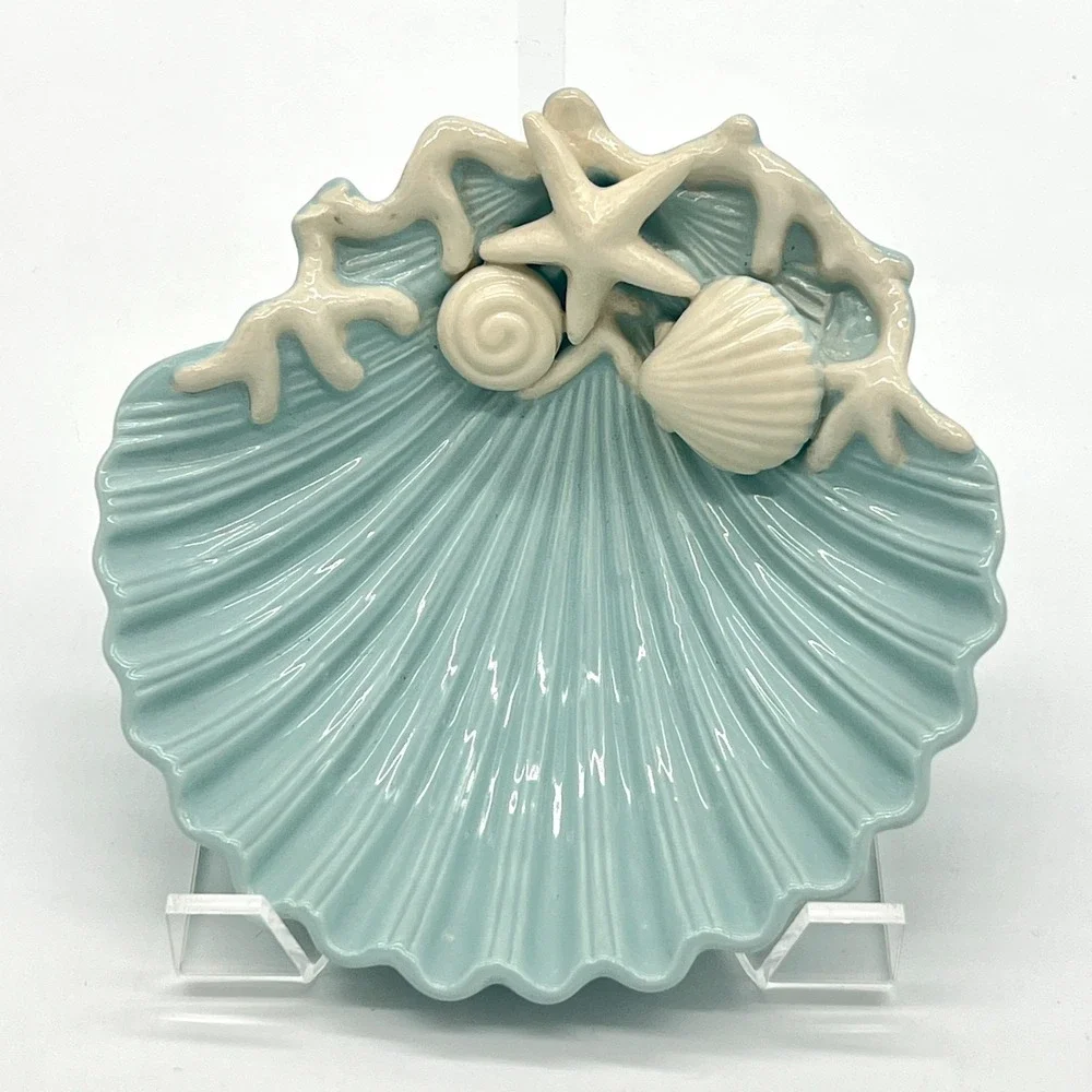 RAZ Imports Three Dimensional Clamshell Seashell Coral Starfish Small Aqua Dish